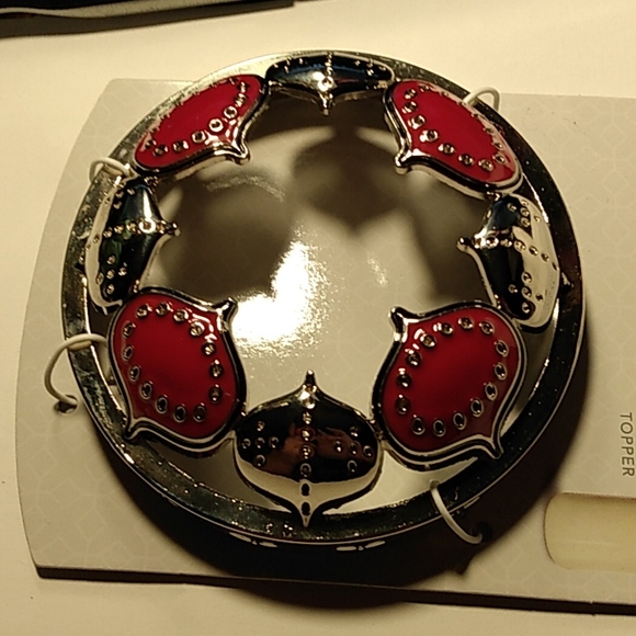 Yankee Candle Other - Yankee Candle ILLUMA-Lid Candle Topper Red Silver Ornaments New